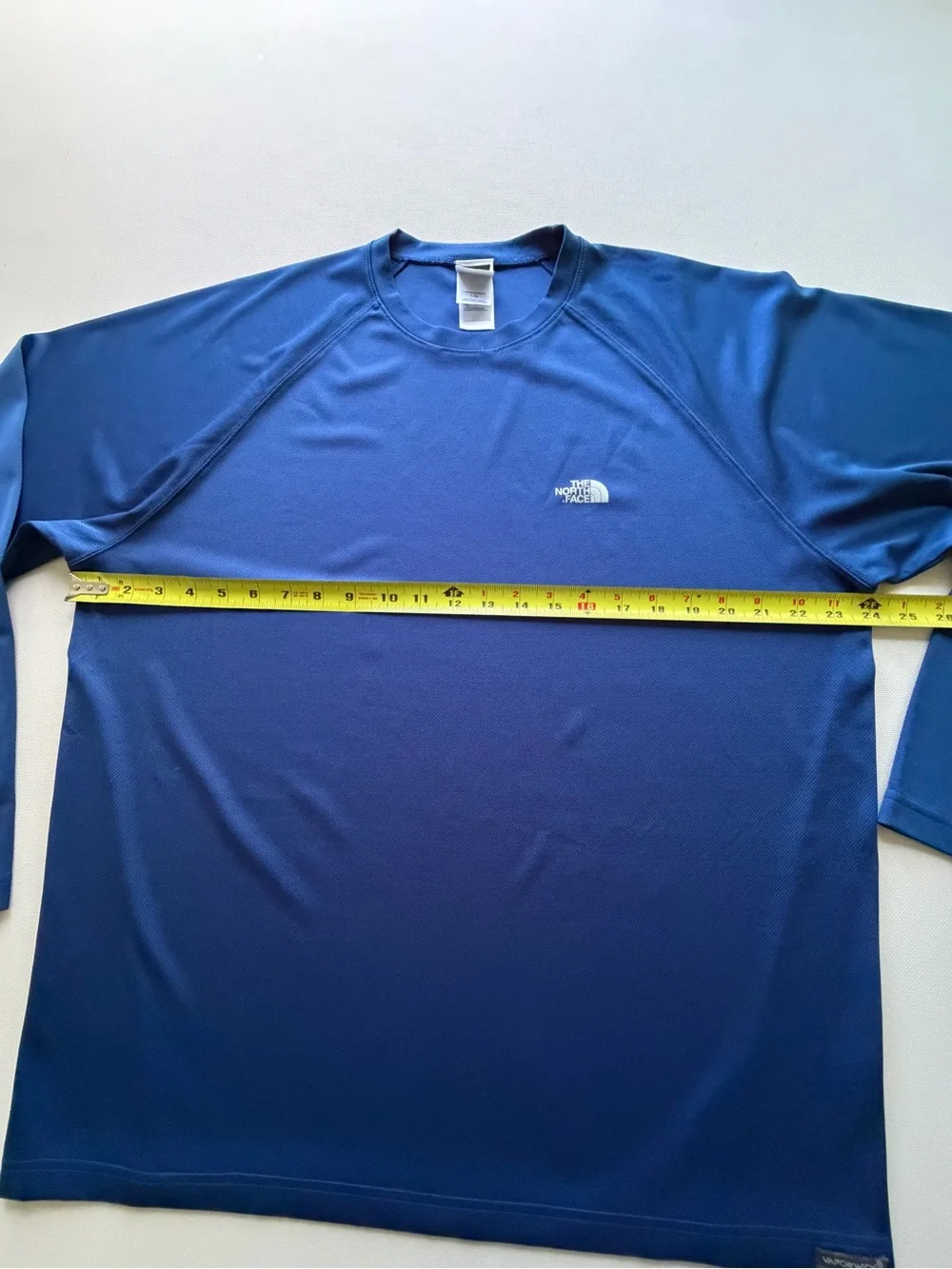 The North Face Royal Blue Long Sleeve Performance Tee size L